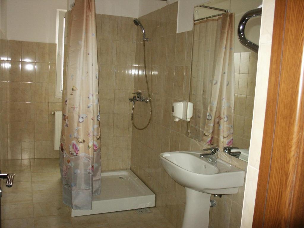 Hotel Astra Μπρασόβ Δωμάτιο φωτογραφία