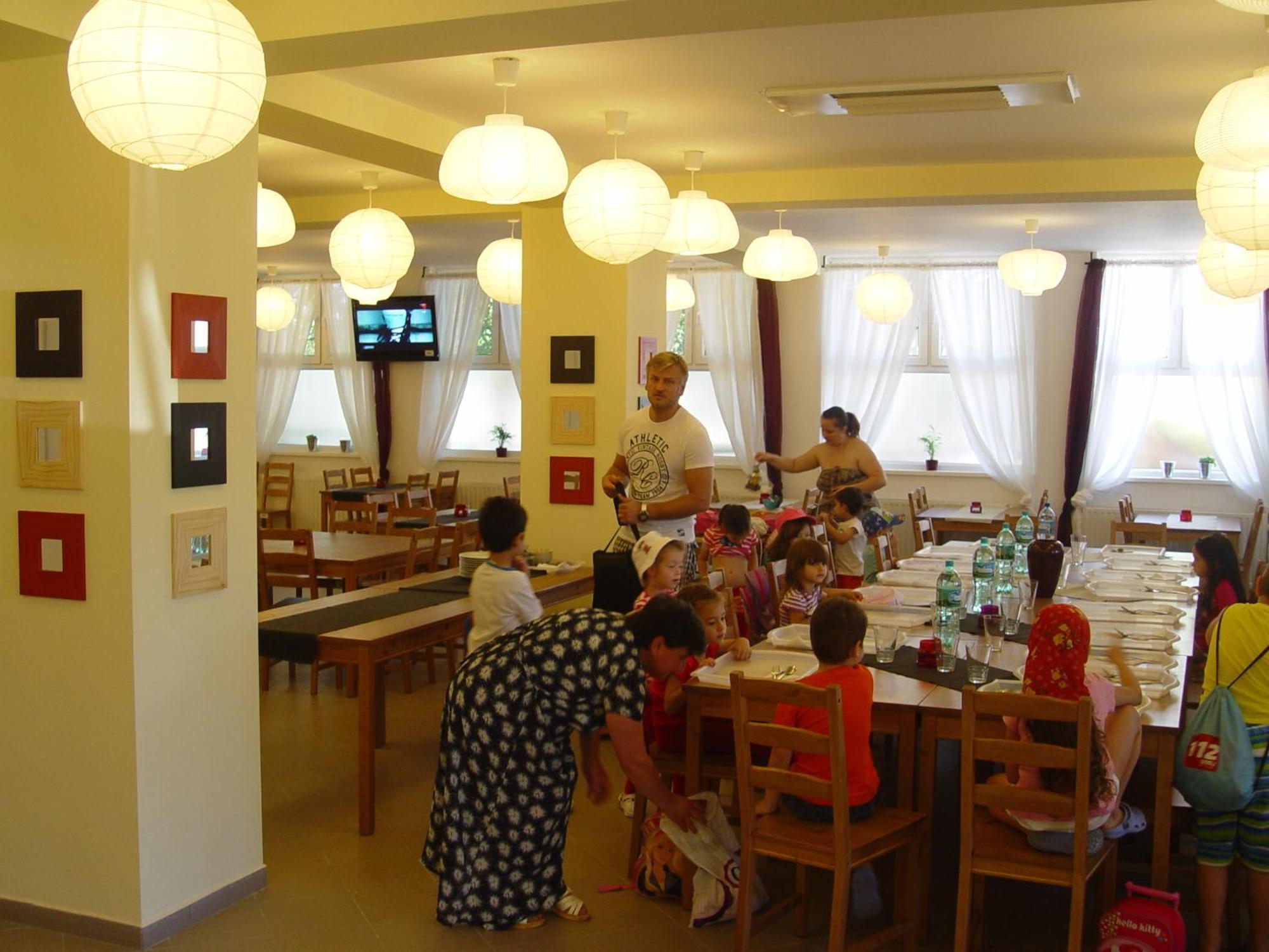 Hotel Astra Μπρασόβ Εξωτερικό φωτογραφία