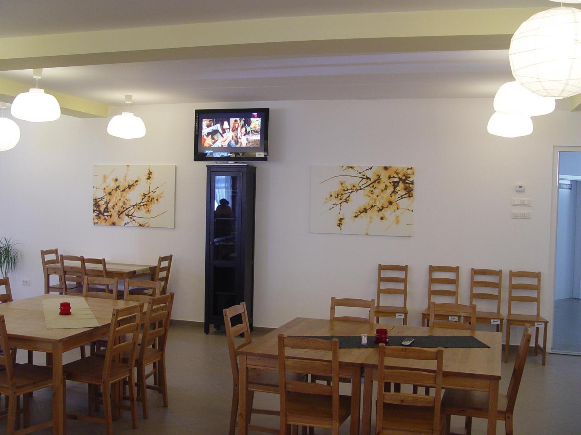 Hotel Astra Μπρασόβ Εξωτερικό φωτογραφία